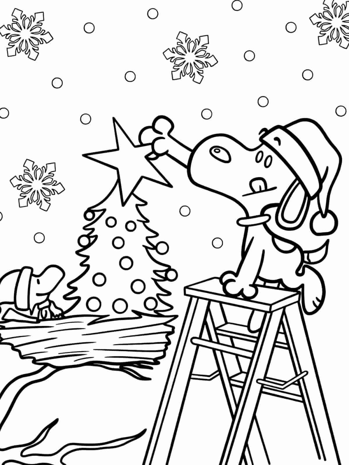 Snoopy With Christmas Tree Coloring Pages